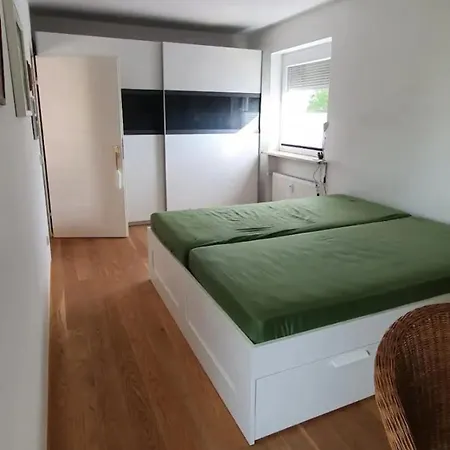 Tolle Grosse Zweizimmer-Wohnung In Rosenheim Sued Apartamento